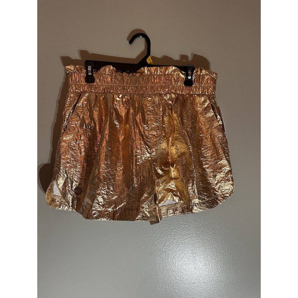 Simply Southern Size Large Gold Metallic Shorts With Liner NWT‎